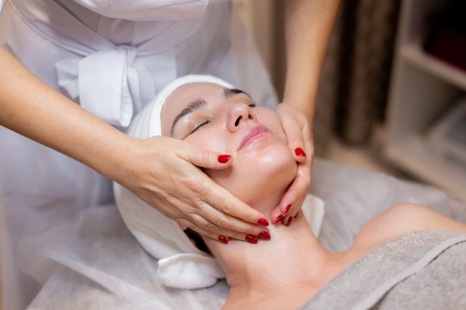 Facial service in Karaikudi